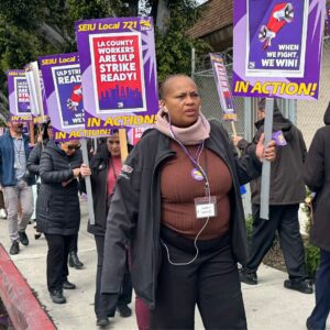 LA County SEIU 721 members walking a ULP picket line