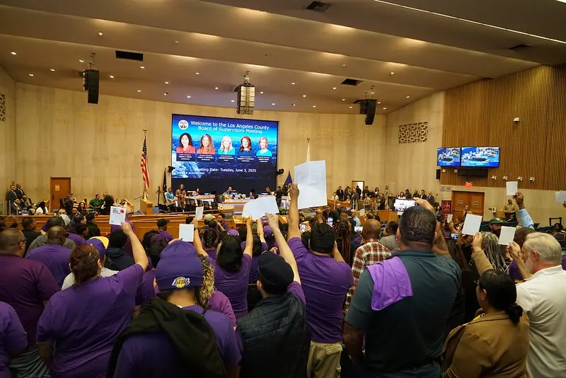 Union members pack the Board of Supervisors chambers.